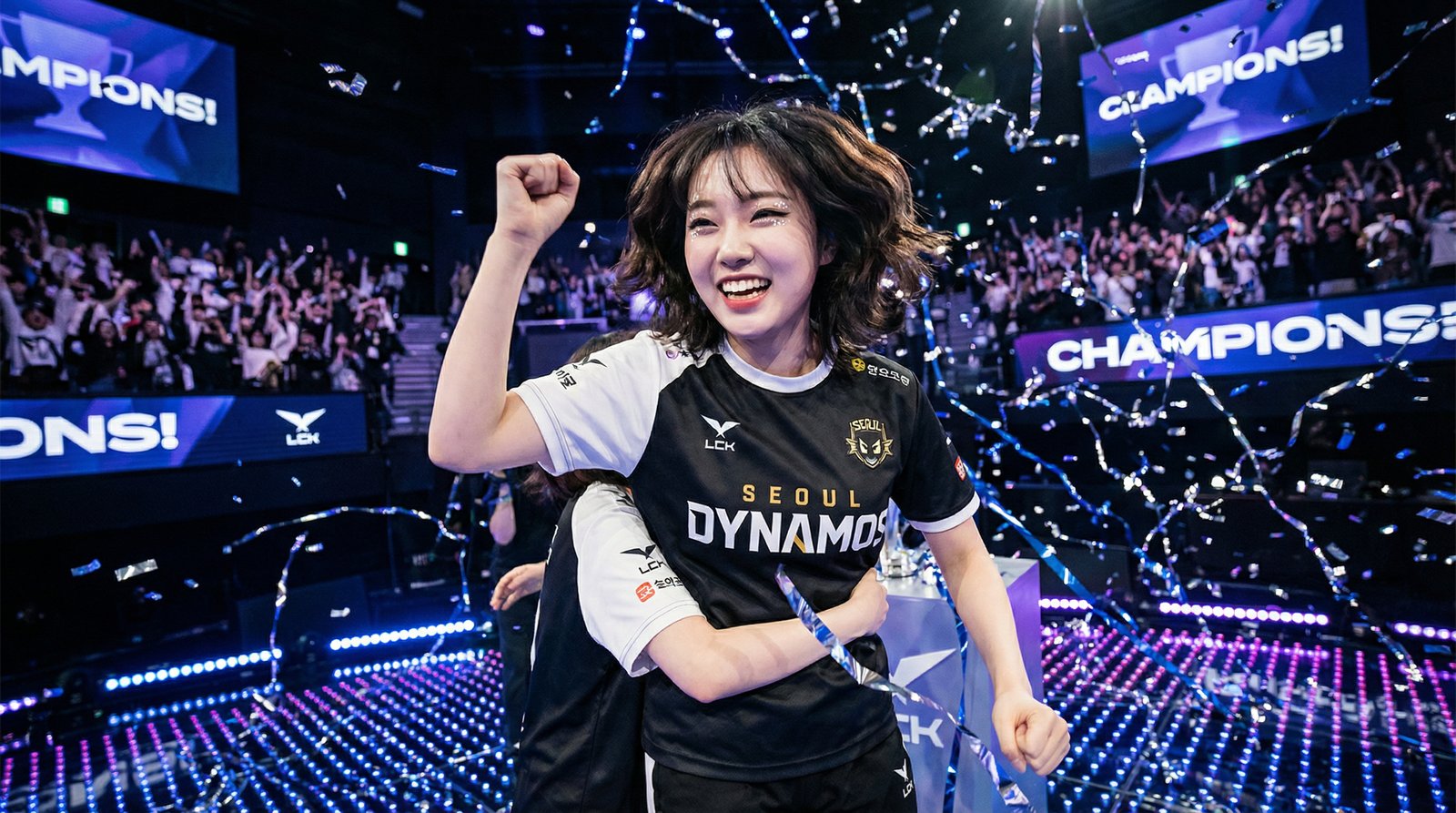 母狗官网电竞赛事视频